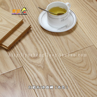 厂家直销 高性价比 白蜡木水曲柳 纯实木地板 全A级 平面本色哑光_250x250.jpg