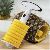 创意水果拼盘工具 菠萝削皮器切片器 菠萝刀去皮好帮手 特价促销_250x250.jpg