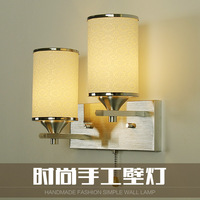 现代简约卧室床头灯创意个性led壁灯北欧时尚美式温馨布艺带开关_250x250.jpg