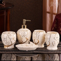 皇饰正品欧式卫浴五件套 浴室陶瓷簌口杯套装 创意牙刷架结婚礼物_250x250.jpg