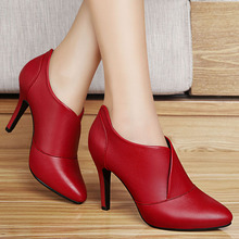 酒红色深口单鞋女黑色春季新品尖头高跟鞋细跟套脚女鞋子低帮鞋