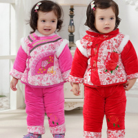 新年婴儿唐装棉衣女童外套装0-1-2岁女宝宝加厚冬装 婴幼儿童装_250x250.jpg