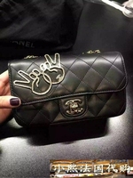 2016新款Chanel/香奈儿女士黑色斜挎包小香家链条包超迷你女包_250x250.jpg