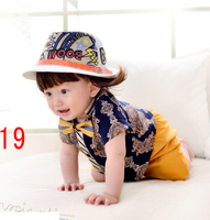 2015儿童摄影服装新款批发影楼韩式儿童摄影服装服饰周岁D819_250x250.jpg