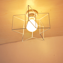 简约现代创意五角星小吸顶灯卧室过道灯阳台玄关灯白色暖光吸顶灯