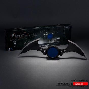 NECA 蝙蝠侠飞镖 黑暗骑士崛起 Cosplay发光可伸展飞镖 道具模型