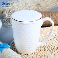 阿瓦隆骨瓷创意马克杯带盖浮雕描金咖啡杯简约纯白陶瓷水杯牛奶杯_250x250.jpg