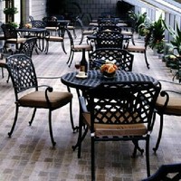 欧式铁艺庭院户外桌椅子套装组合三件套咖啡桌椅阳台茶几小圆桌子_250x250.jpg