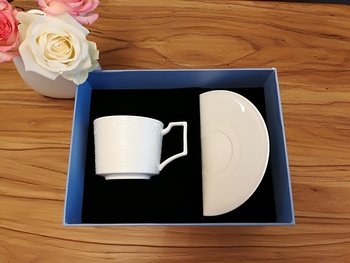 现货英国Wedgwood Intaglio希腊印象白玉浮雕骨瓷咖啡杯碟套装