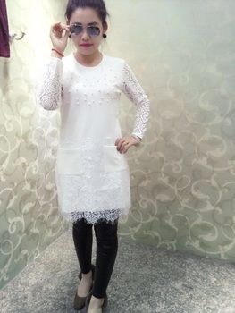 2015秋季 新款 女 韩国显瘦铆钉口袋蕾丝钉珠毛圈棉宽松中长款T恤