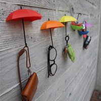 A韩国创意挂钩雨伞造型粘钩 家用小挂钩 钥匙挂 三个装_250x250.jpg