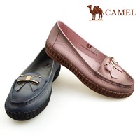 Camel/骆驼2016春季新款休闲舒适平底柔软皮鞋女鞋A161165007_250x250.jpg