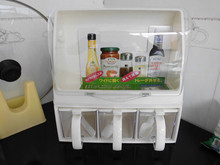 厨房用品调料盒 带勺调料罐塑料 调味盒翻盖四格调味瓶调味罐